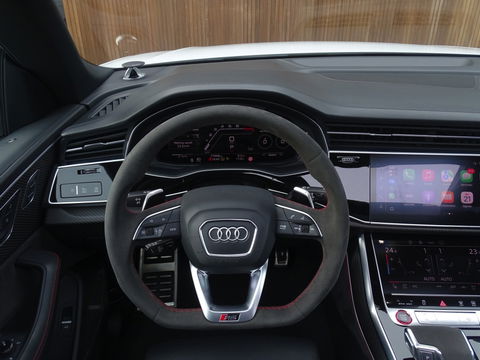 Audi Q8 4.0 TFSI V8T 601PK RS Q8 q. / carbon / ceramic brakes / B&O