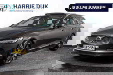 Volvo V90 - 2.0 B4 Inscription - Automaat Orig. NL | S/K- Panodak | Dig. Cockpit | Adapt. Cruise | Stoel-+Struurverw. | PDC | 360 Camera | NAV + App. Connect | ECC | Elek. KLep | Elek. Trekhaak | LM 20" |