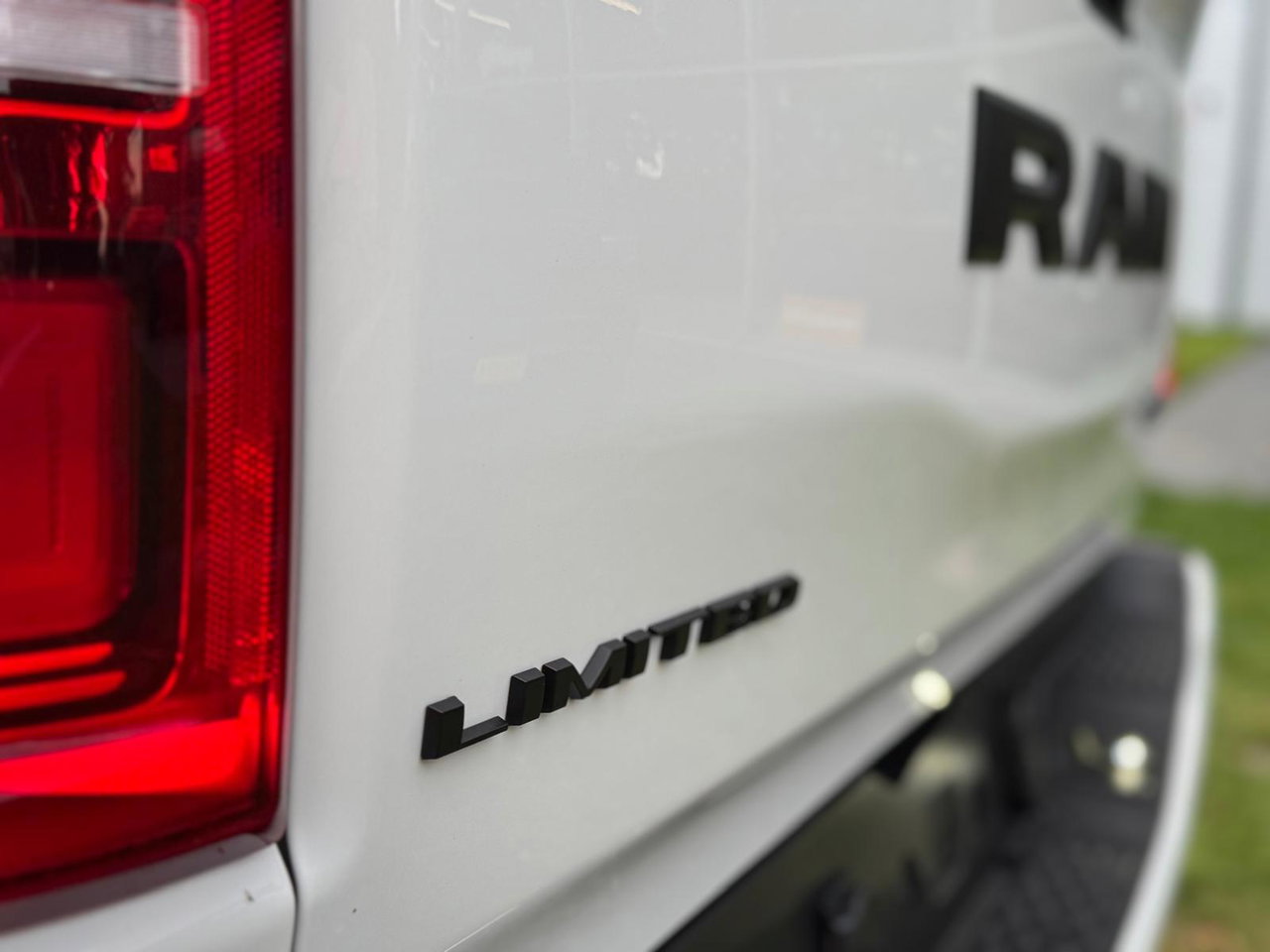 Dodge Ram Pick-Up
