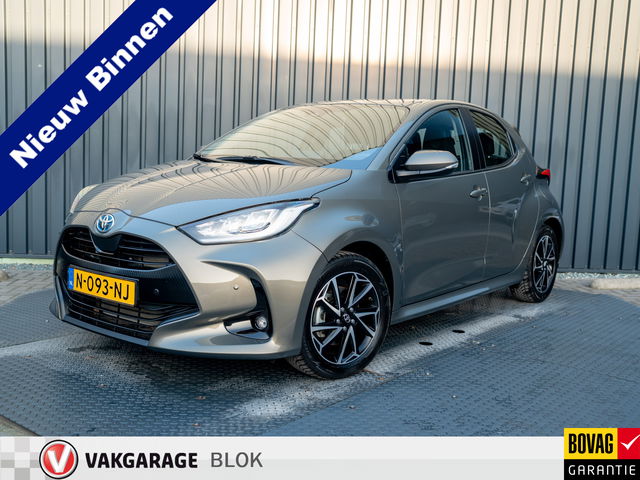 Toyota Yaris - 1.5 Hybrid Business Plus | Navi | Keyless | Leder | Stoelverwarming | Prijs Rijklaar!!