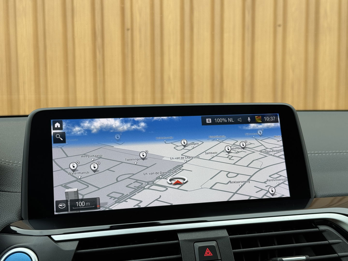 BMW iX3 High Executive 80 kWh | SOH 96,8 % | Panoramadak | Apple Carplay | Keyless | Sfeerverlichting | HUD | BLIS | Navigatie | Cruise Control |