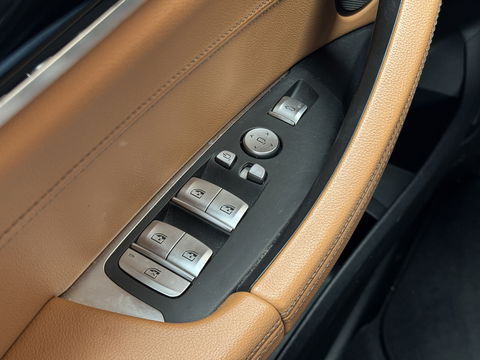 BMW iX3 High Executive 80 kWh | SOH 96,8 % | Panoramadak | Apple Carplay | Keyless | Sfeerverlichting | HUD | BLIS | Navigatie | Cruise Control |