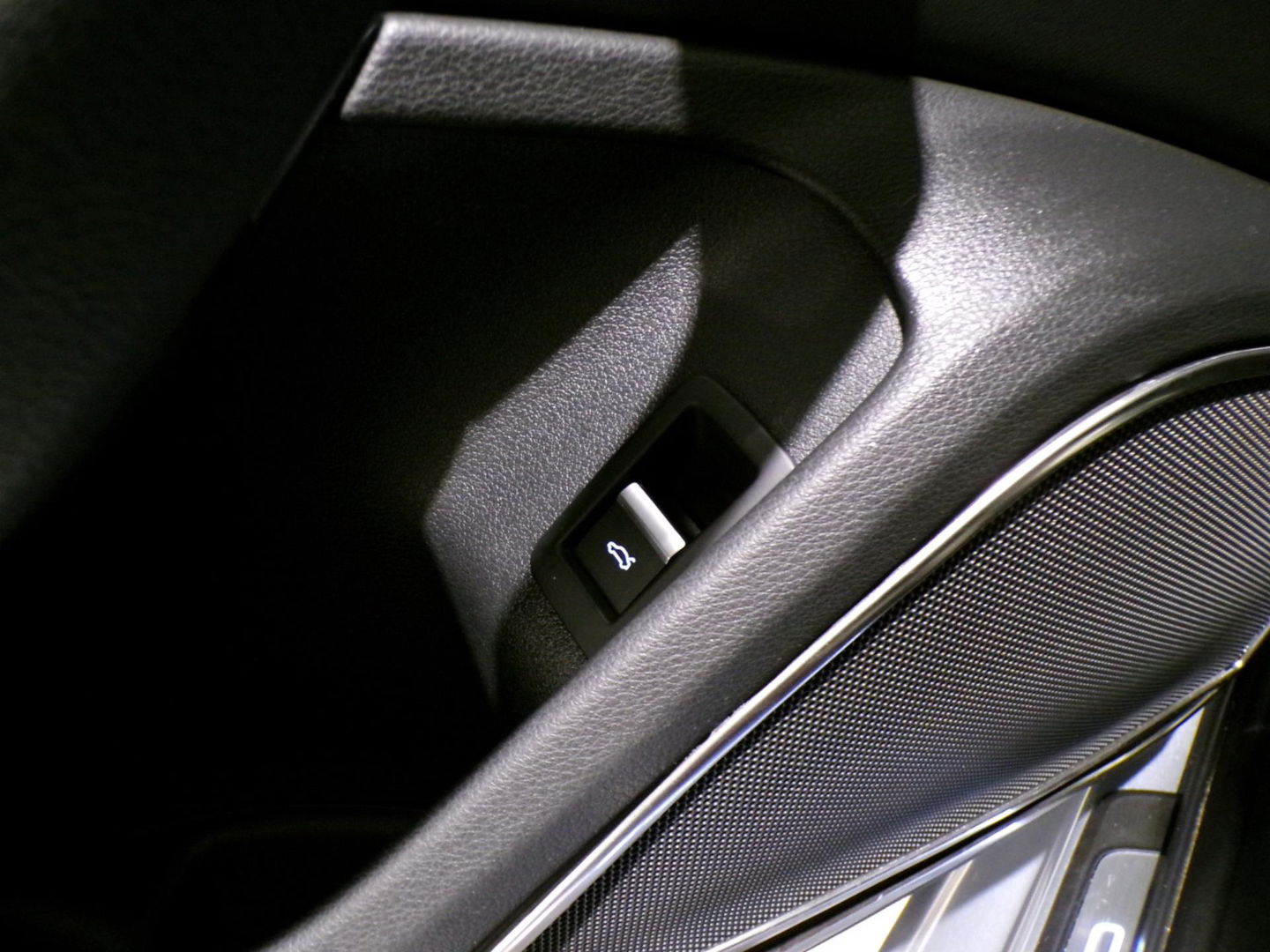 Audi A4 Avant 1.4 TFSI Sport Advantage "Origineel NL!" 2x S-Line Virtual Full-LED Camera Leer Navigatie Elektrische-achterklep