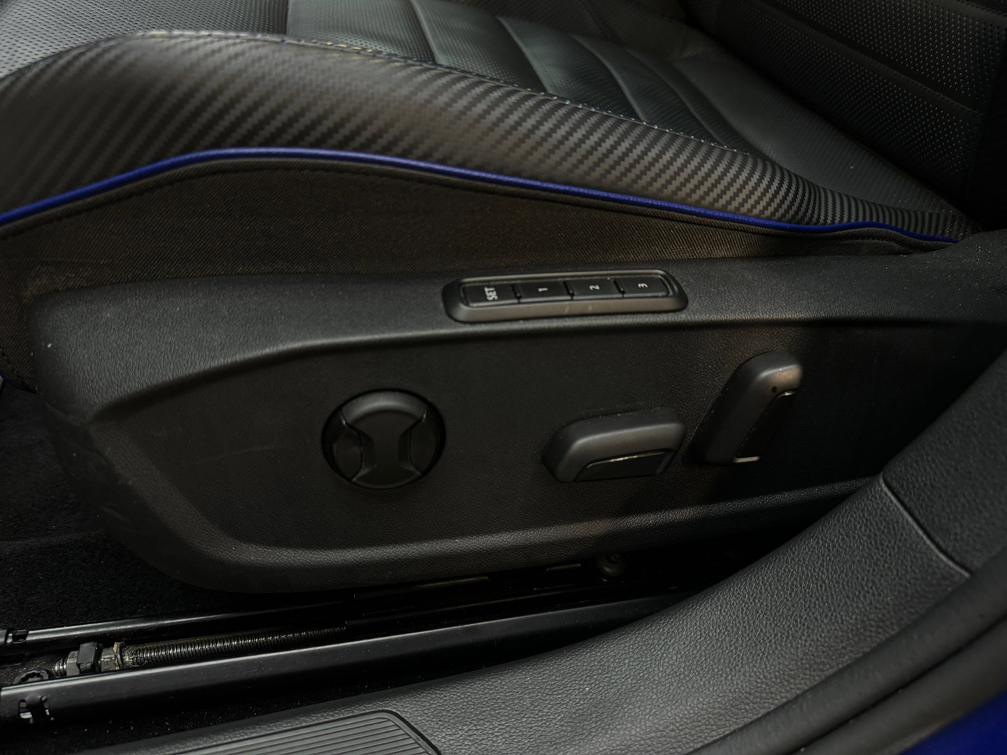 Volkswagen Golf 2.0 TSI R 4M 20 Years Edition Pano|Memory|Akrapovic