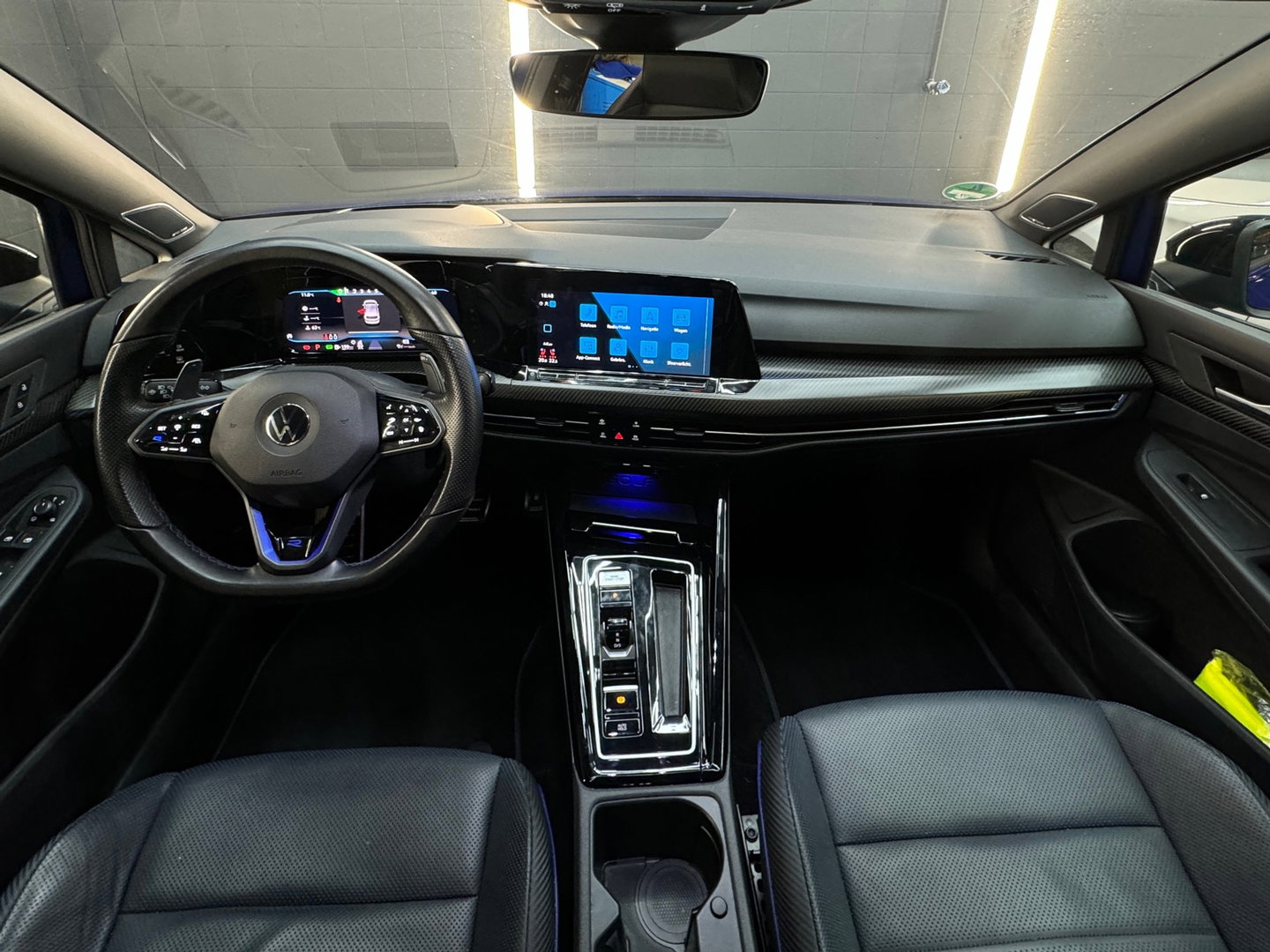 Volkswagen Golf 2.0 TSI R 4M 20 Years Edition Pano|Memory|Akrapovic