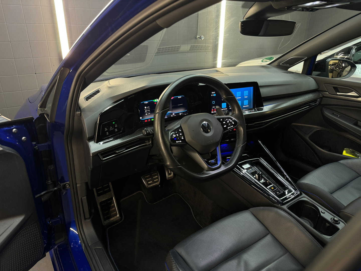 Volkswagen Golf 2.0 TSI R 4M 20 Years Edition Pano|Memory|Akrapovic