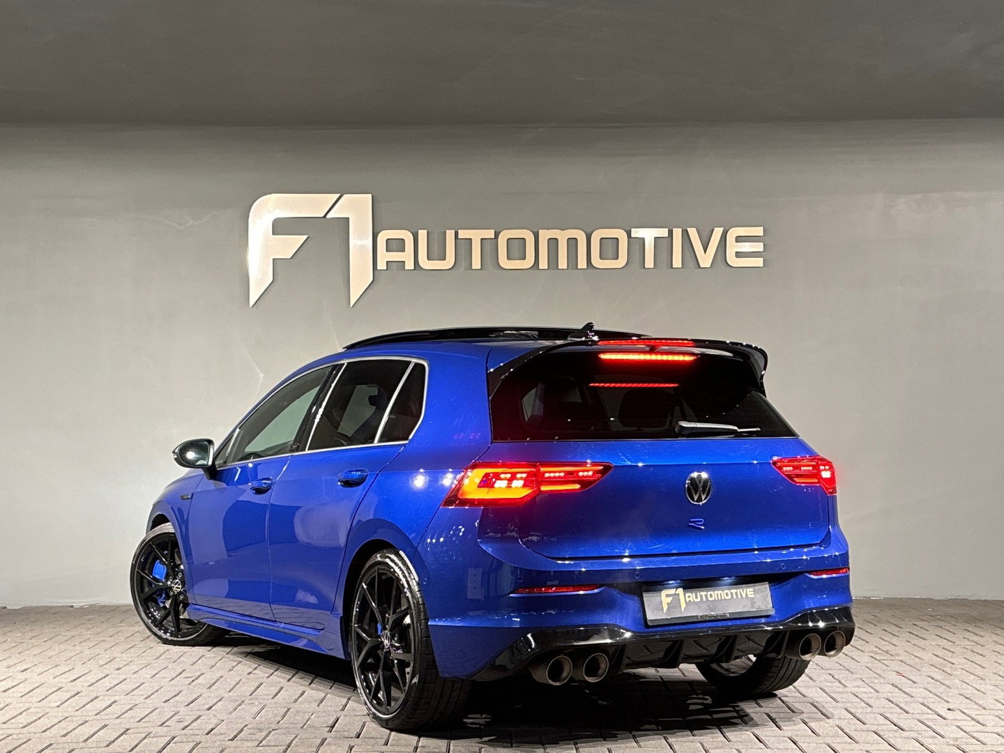 Volkswagen Golf 2.0 TSI R 4M 20 Years Edition Pano|Memory|Akrapovic