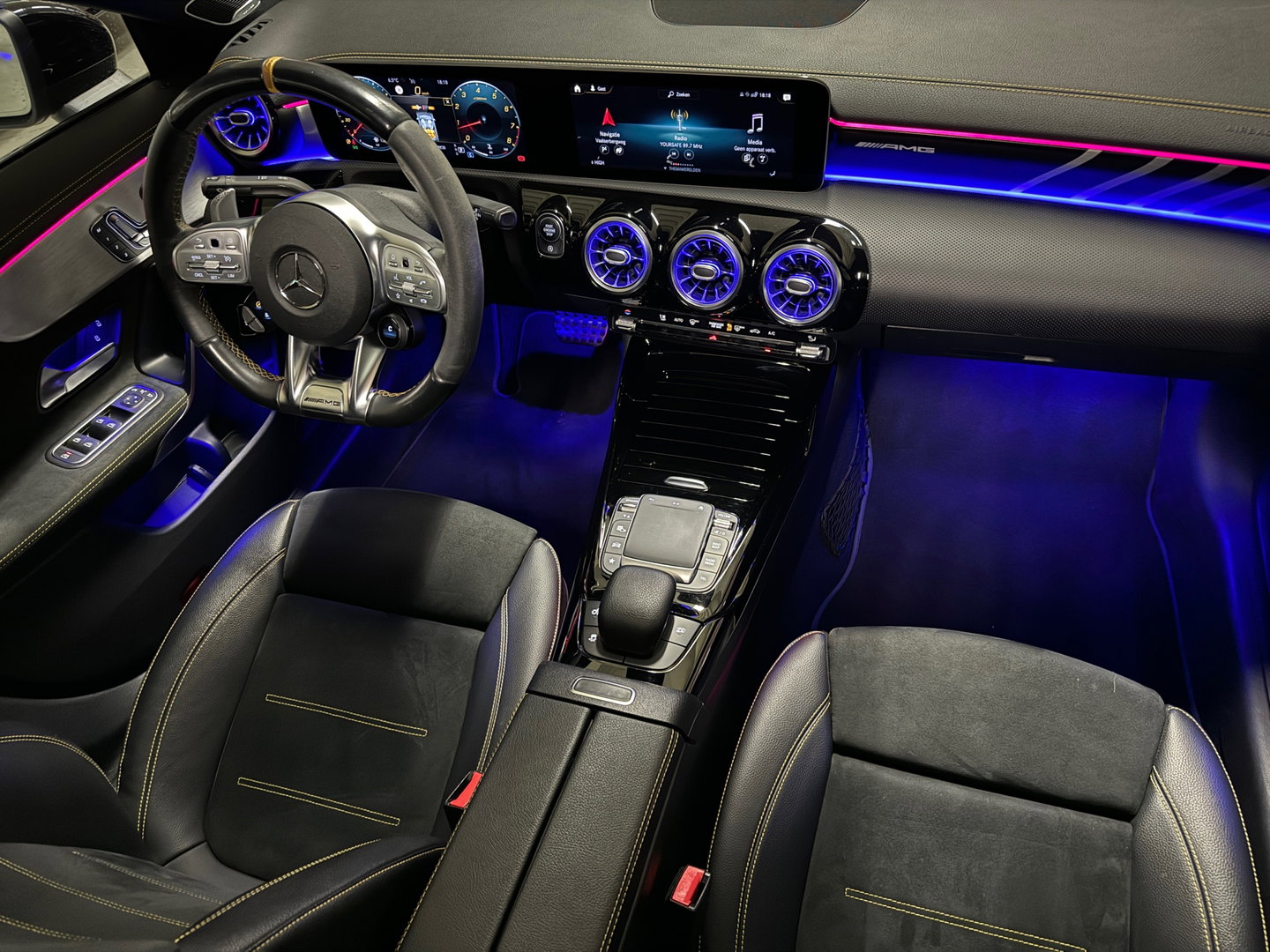 Mercedes-Benz CLA-Klasse AMG 45 S 4MATIC+ Pano|Memory|Burmester