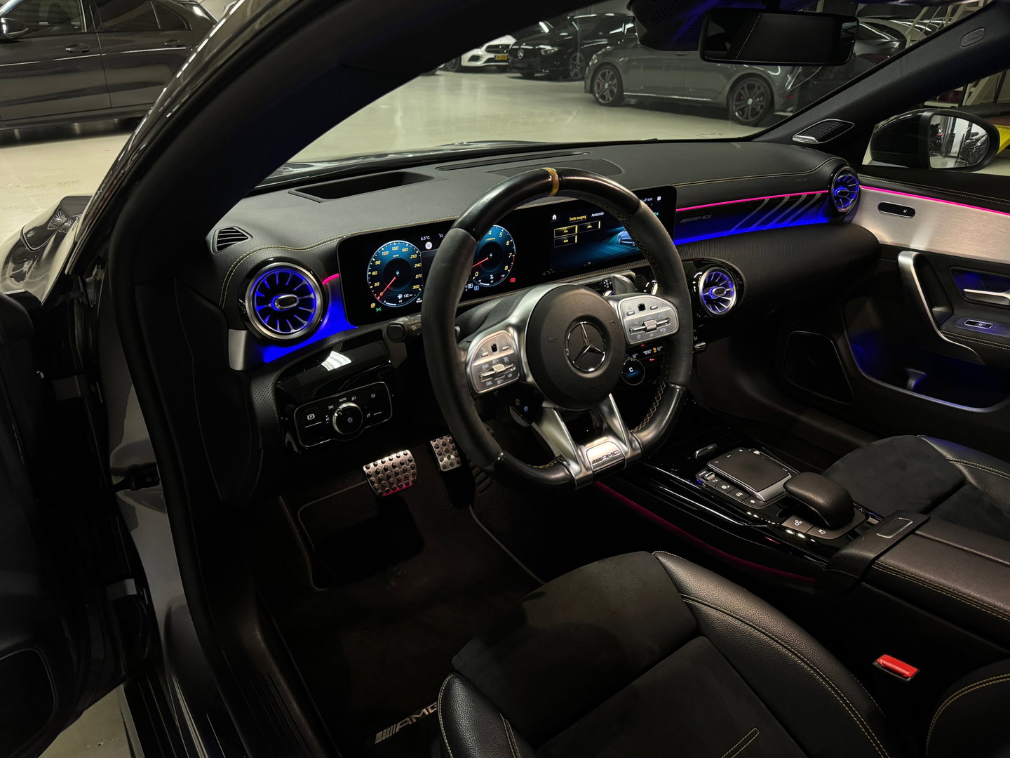 Mercedes-Benz CLA-Klasse AMG 45 S 4MATIC+ Pano|Memory|Burmester