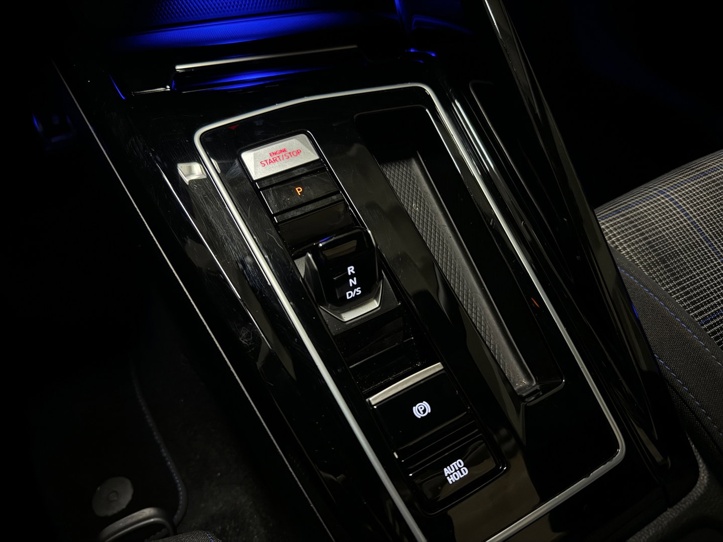 Volkswagen Golf 1.4 eHybrid GTE Pano|Keyless|IQ|Sfeer|Camera