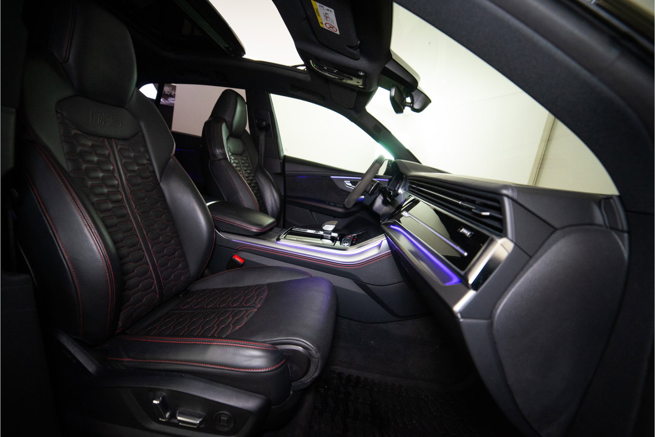 Audi RSQ8