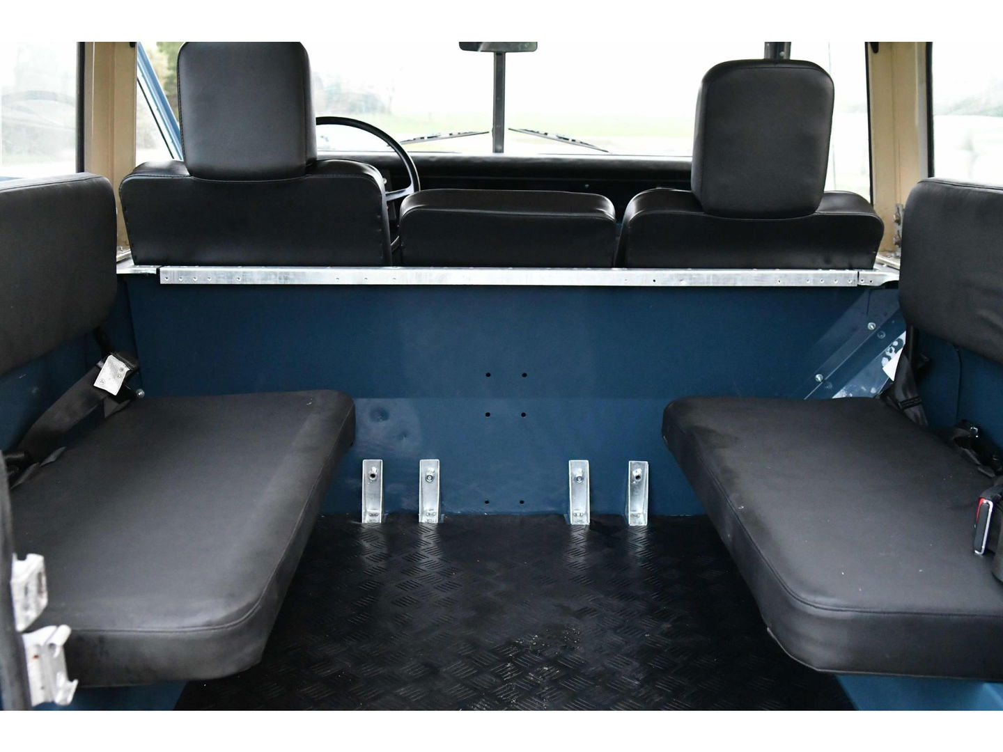 Land Rover 88 Series III Diesel Santana | Hardtop | Compl. gerestaureerd | Oldtimer | BTW verrekenbaar!