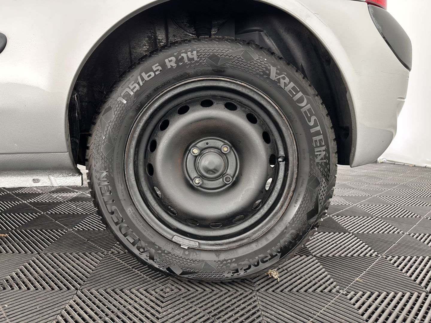 Renault Clio 1.2-16V Community *AIRCO | COMFORTS-SEATS | RADIO-CD*