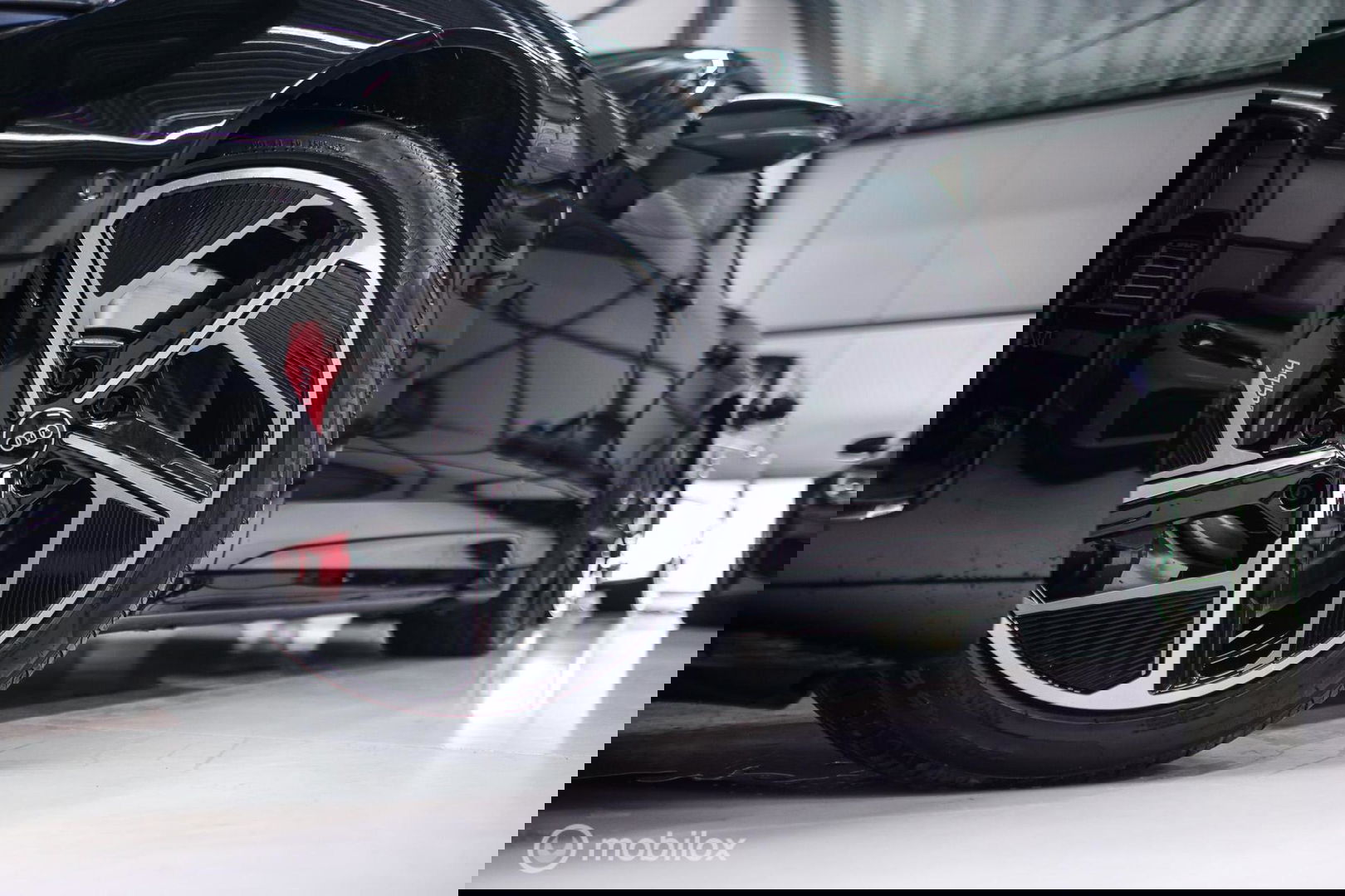 Audi e-tron GT 93 kWh 476 pk | B&O | Carbid Brakes | Stoelventilatie | Adaptive | HUD | S line | 360 cam | BTW auto | Dealer onderhouden | Rijk