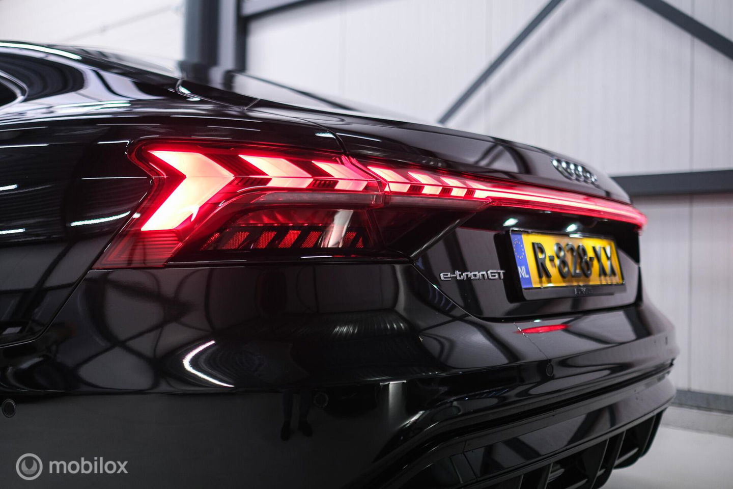 Audi e-tron GT 93 kWh 476 pk | B&O | Carbid Brakes | Stoelventilatie | Adaptive | HUD | S line | 360 cam | BTW auto | Dealer onderhouden | Rijk