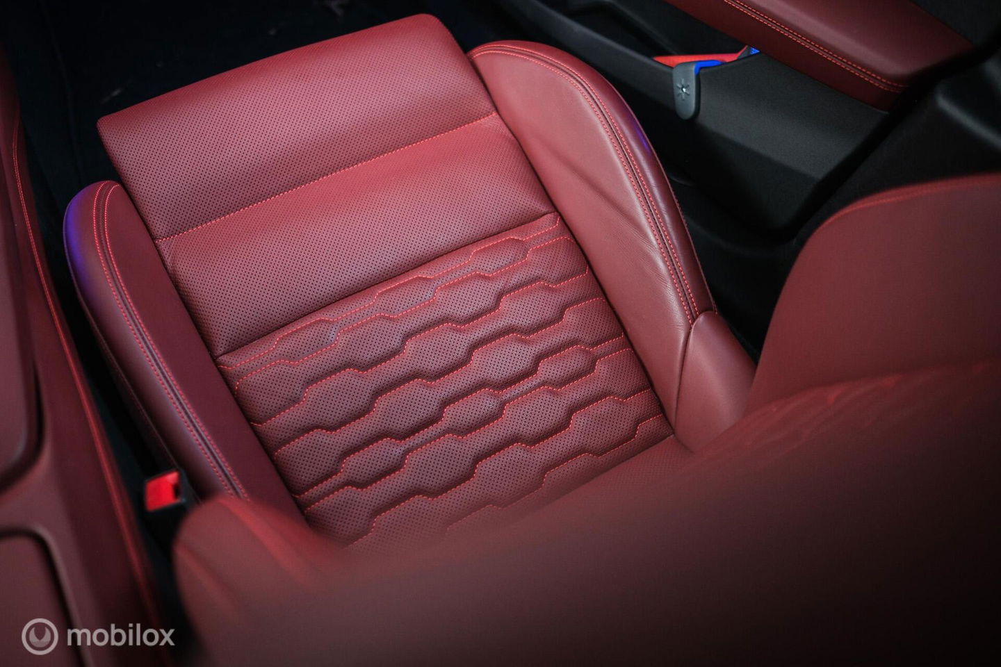 Audi e-tron GT 93 kWh 476 pk | B&O | Carbid Brakes | Stoelventilatie | Adaptive | HUD | S line | 360 cam | BTW auto | Dealer onderhouden | Rijk