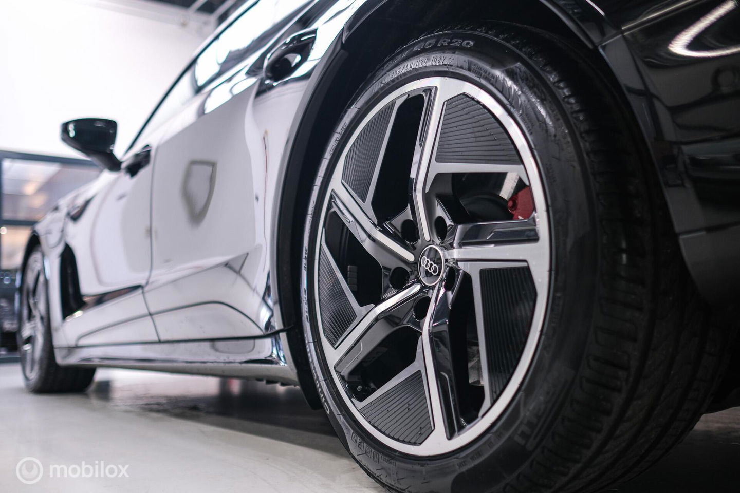 Audi e-tron GT 93 kWh 476 pk | B&O | Carbid Brakes | Stoelventilatie | Adaptive | HUD | S line | 360 cam | BTW auto | Dealer onderhouden | Rijk