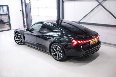 Audi e-tron GT 93 kWh 476 pk | B&O | Carbid Brakes | Stoelventilatie | Adaptive | HUD | S line | 360 cam | BTW auto | Dealer onderhouden | Rijk