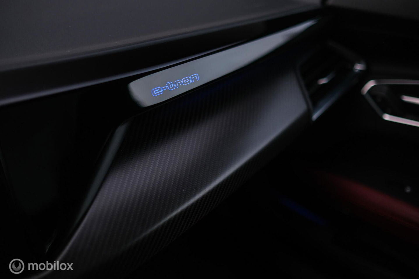 Audi e-tron GT 93 kWh 476 pk | B&O | Carbid Brakes | Stoelventilatie | Adaptive | HUD | S line | 360 cam | BTW auto | Dealer onderhouden | Rijk