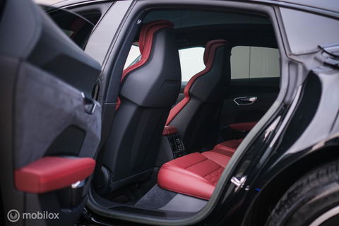 Audi e-tron GT 93 kWh 476 pk | B&O | Carbid Brakes | Stoelventilatie | Adaptive | HUD | S line | 360 cam | BTW auto | Dealer onderhouden | Rijk