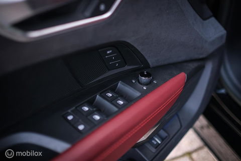 Audi e-tron GT 93 kWh 476 pk | B&O | Carbid Brakes | Stoelventilatie | Adaptive | HUD | S line | 360 cam | BTW auto | Dealer onderhouden | Rijk