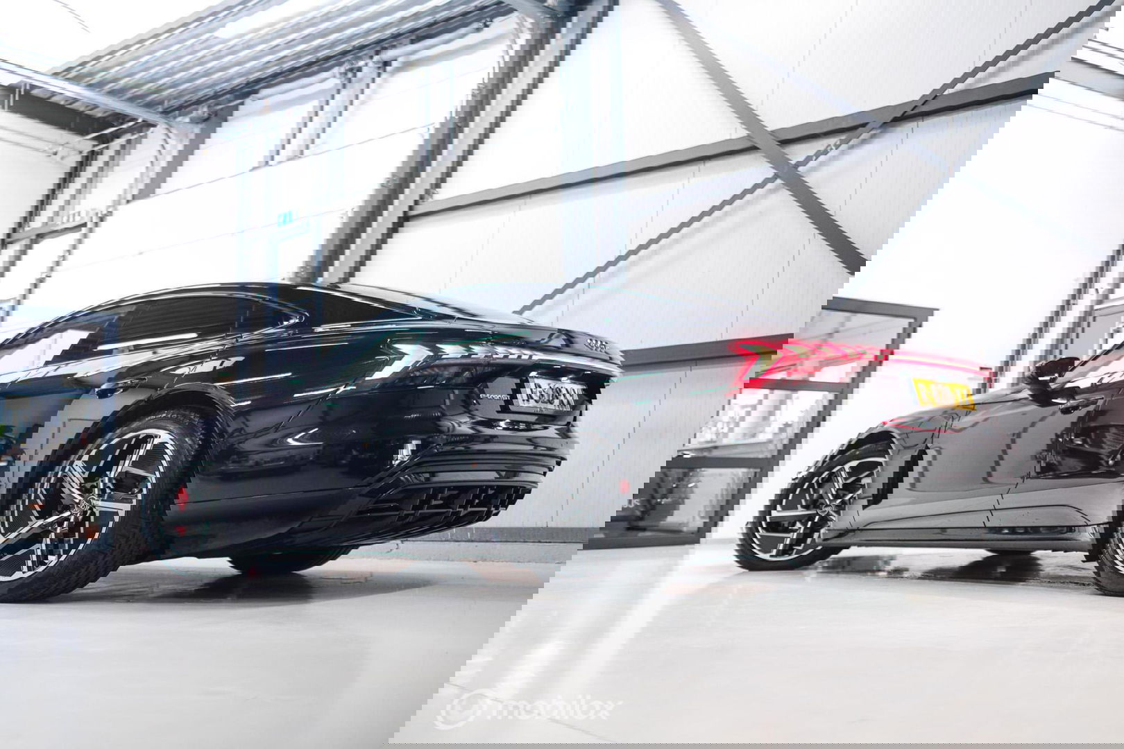 Audi e-tron GT 93 kWh 476 pk | B&O | Carbid Brakes | Stoelventilatie | Adaptive | HUD | S line | 360 cam | BTW auto | Dealer onderhouden | Rijk