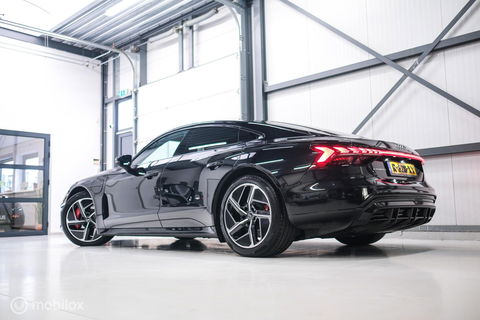Audi e-tron GT 93 kWh 476 pk | B&O | Carbid Brakes | Stoelventilatie | Adaptive | HUD | S line | 360 cam | BTW auto | Dealer onderhouden | Rijk