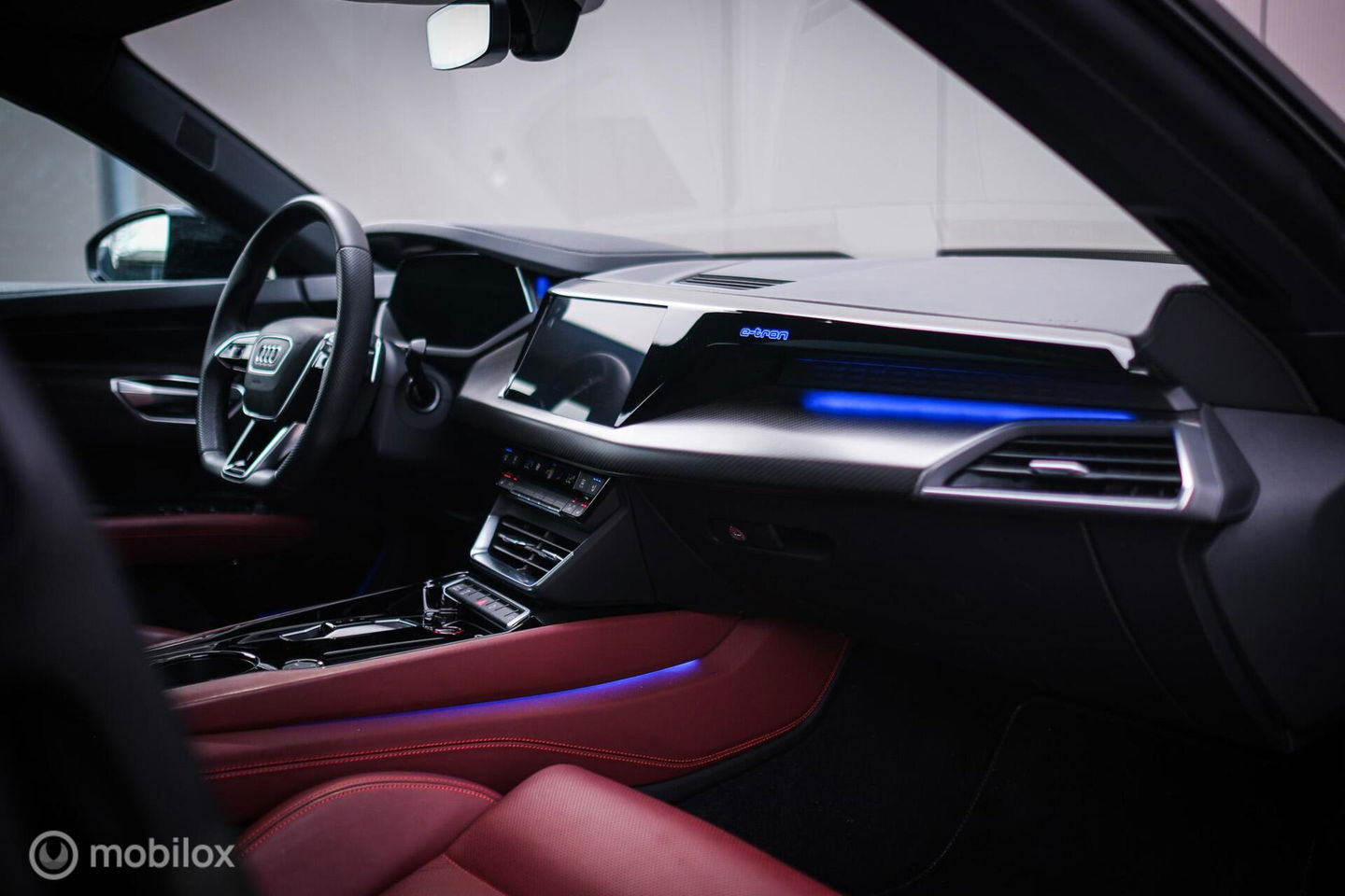 Audi e-tron GT 93 kWh 476 pk | B&O | Carbid Brakes | Stoelventilatie | Adaptive | HUD | S line | 360 cam | BTW auto | Dealer onderhouden | Rijk