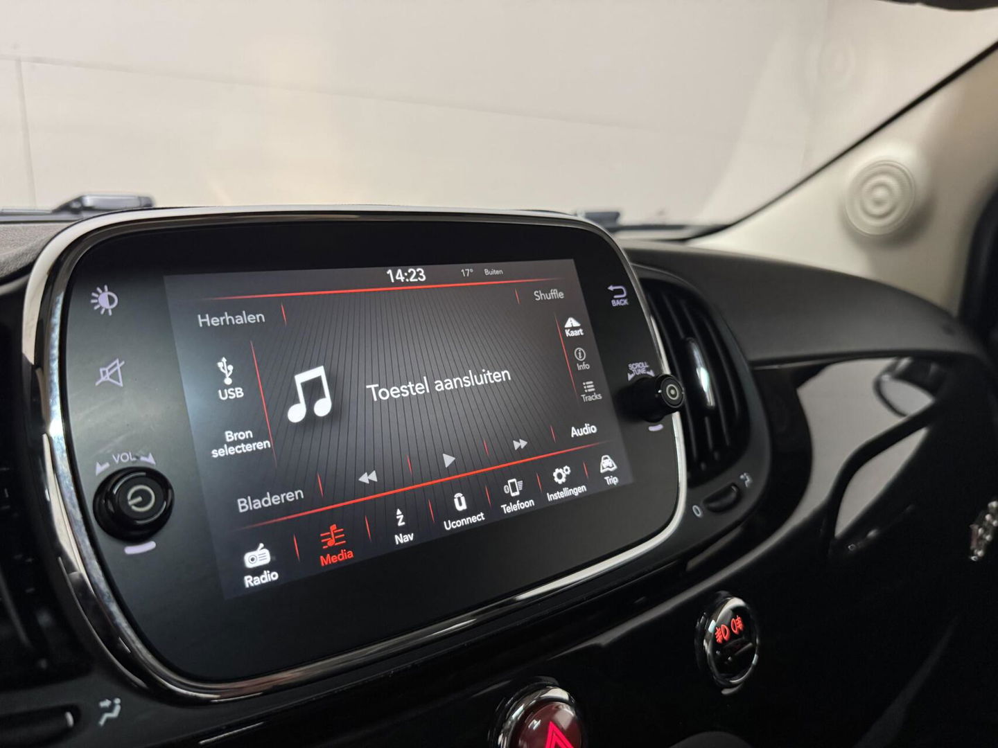 Fiat 500 1.2 Lounge Pano Navi Cruise CarPlay PDC NAP