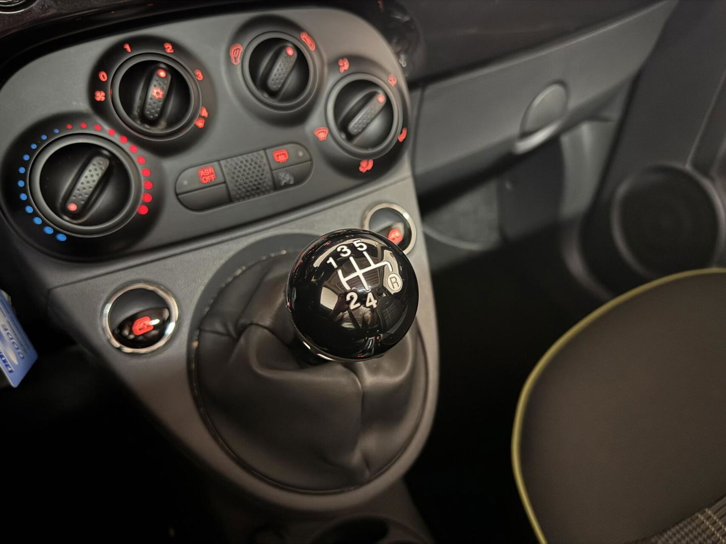 Fiat 500 1.2 Lounge Pano Navi Cruise CarPlay PDC NAP