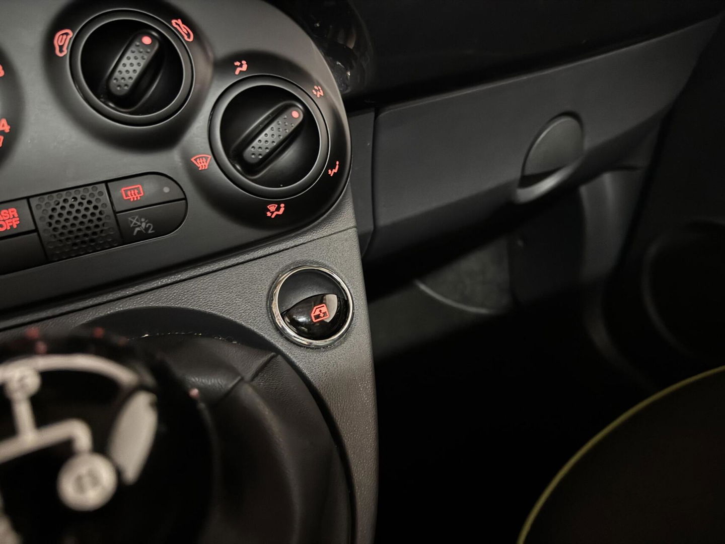 Fiat 500 1.2 Lounge Pano Navi Cruise CarPlay PDC NAP