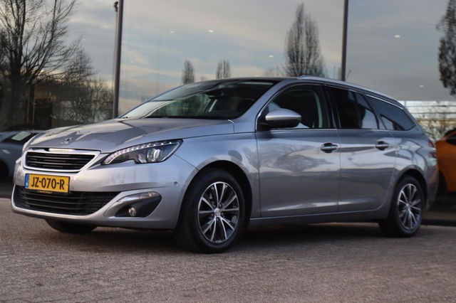 Peugeot 308 - SW 1.2 PT BLUE LEASE PREMIUM AUT. | PANO | CAMERA | LED | NAVI | CRUISE | KEY-LESS | TREKHAAK
