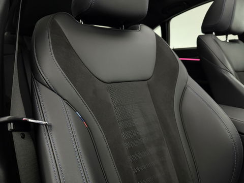 BMW i4 eDrive40 84 kWh M-Sport | SOH 94% | Snelladen | Pano | BMW Laser | Widescreen | Virtual | Adap. Cruise | Sfeer | Carplay | Camera | Stoelverw.