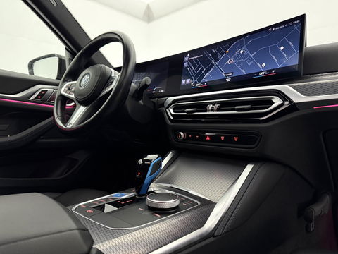 BMW i4 eDrive40 84 kWh M-Sport | SOH 94% | Snelladen | Pano | BMW Laser | Widescreen | Virtual | Adap. Cruise | Sfeer | Carplay | Camera | Stoelverw.