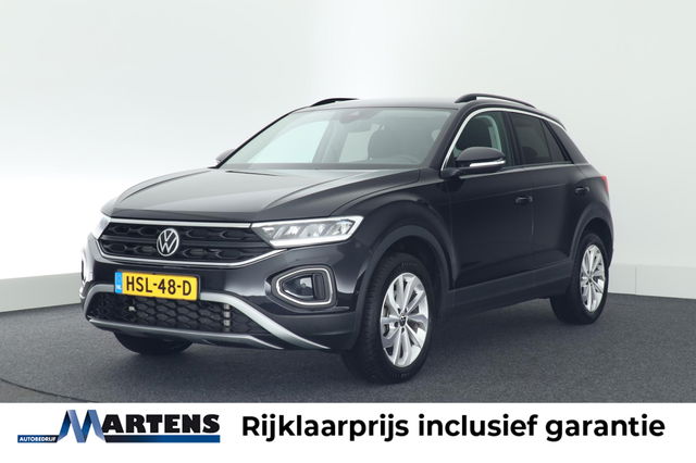 Volkswagen T-Roc - 1.5 TSI 150pk DSG Life Edition Trekhaak Camera Navigatie ACC Carplay Keyless Led