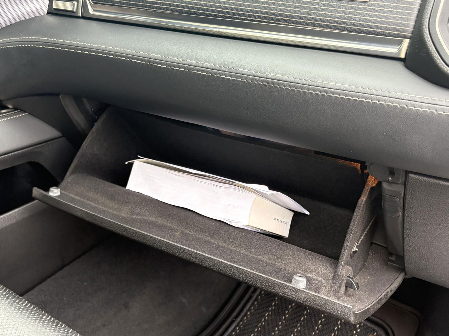 Dodge Ram Pick-Up 1500 5.7 V8 4x4 Crew Cab 5'7 Limited | Klep in Uitlaat | GROOT SCHERM | DIEP BLAUW | GEWELDIGE VOLLE UITVOERING