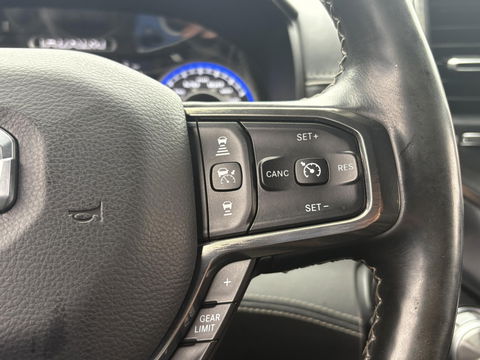 Dodge Ram Pick-Up 1500 5.7 V8 4x4 Crew Cab 5'7 Limited | Klep in Uitlaat | GROOT SCHERM | DIEP BLAUW | GEWELDIGE VOLLE UITVOERING