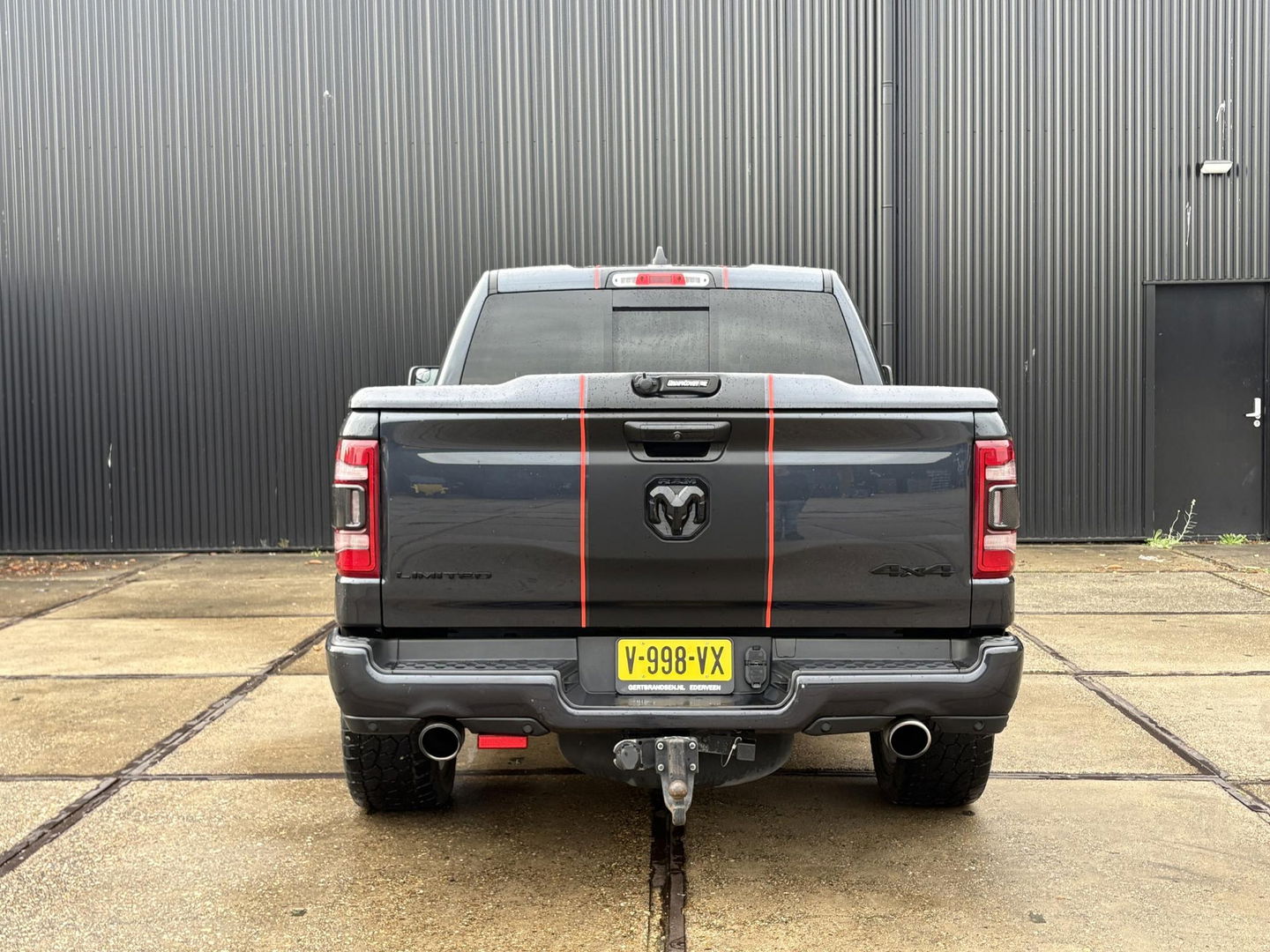 Dodge Ram Pick-Up 1500 5.7 V8 4x4 Crew Cab 5'7 Limited | Klep in Uitlaat | GROOT SCHERM | DIEP BLAUW | GEWELDIGE VOLLE UITVOERING