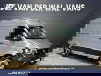 Volkswagen Crafter - 2.0 TDI 141pk L3H3 L2H2 Euro6 Airco | Camera | Apple Carplay | Cruisecontrol Android Auto, Parkeersensoren, Bijrijdersbank, 3000kg Trekvermogen, zilver