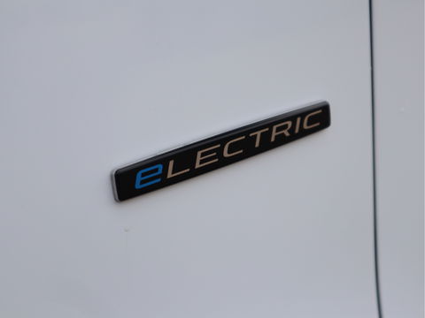 Mercedes-Benz eSprinter 314 Accu 113 kWh WLPT 445 KM - Snelladen - L3H2 Maxi - Trekhaak