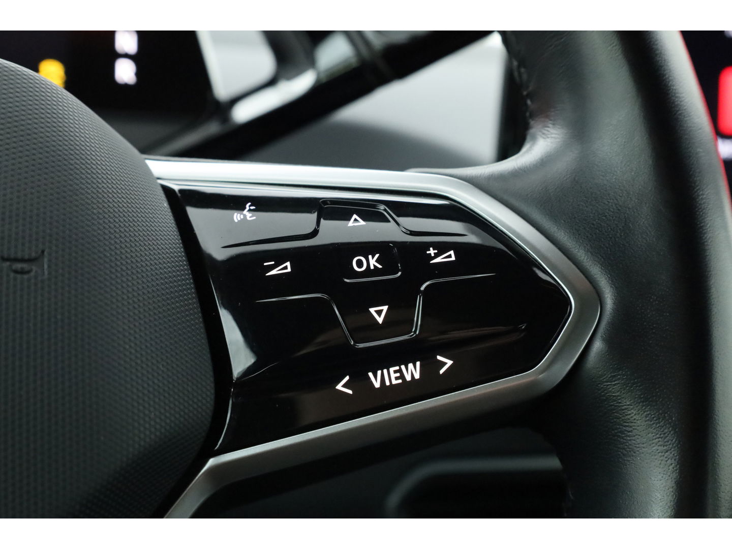 Volkswagen ID.3 Pro 58 kWh | Navi | Adapt. Cruise | Stoel- Stuurverw. | PDC V+A | Apple CarPlay |
