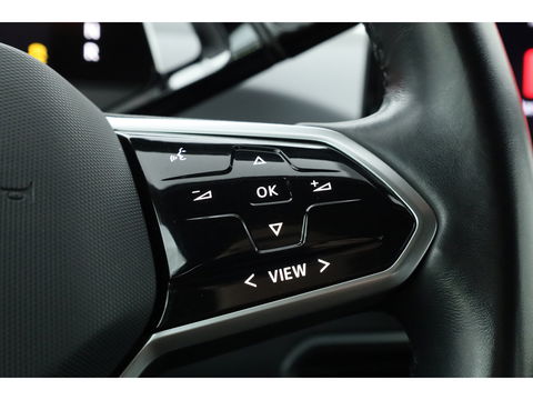 Volkswagen ID.3 Pro 58 kWh | Navi | Adapt. Cruise | Stoel- Stuurverw. | PDC V+A | Apple CarPlay |