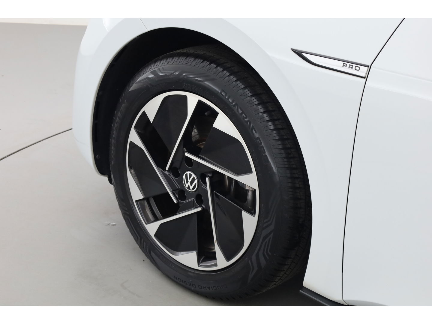 Volkswagen ID.3 Pro 58 kWh | Navi | Adapt. Cruise | Stoel- Stuurverw. | PDC V+A | Apple CarPlay |