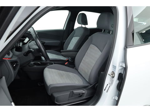Volkswagen ID.3 Pro 58 kWh | Navi | Adapt. Cruise | Stoel- Stuurverw. | PDC V+A | Apple CarPlay |