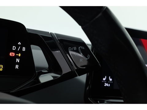 Volkswagen ID.3 Pro 58 kWh | Navi | Adapt. Cruise | Stoel- Stuurverw. | PDC V+A | Apple CarPlay |