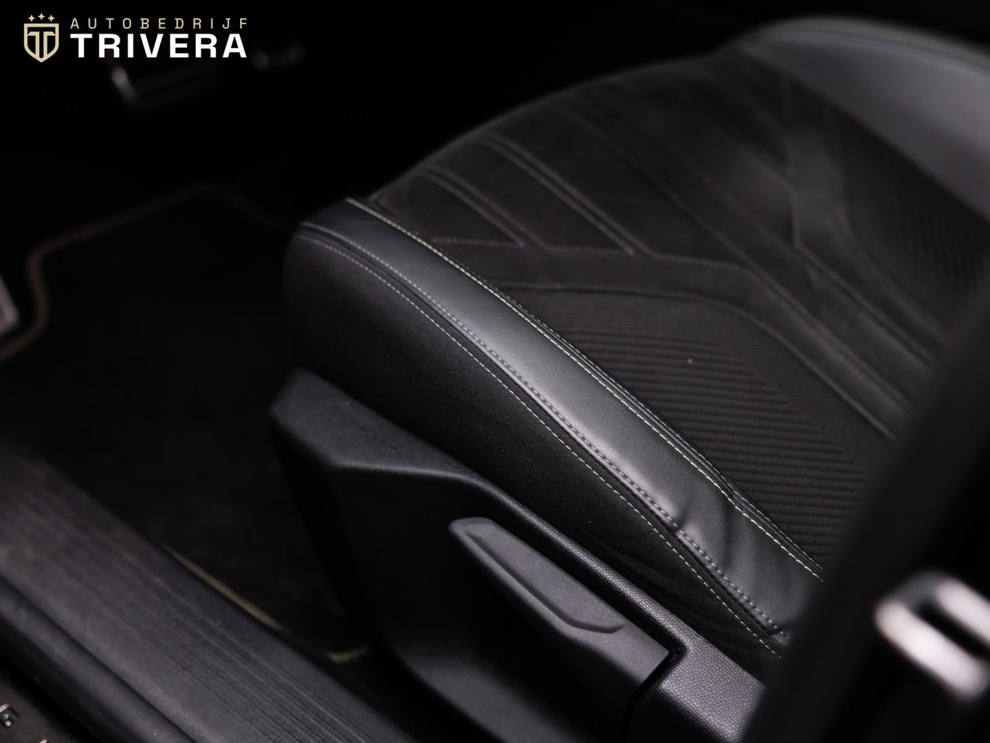 Peugeot 308 L 1.2 PureTech GT l PANO I 1ste eigenaar