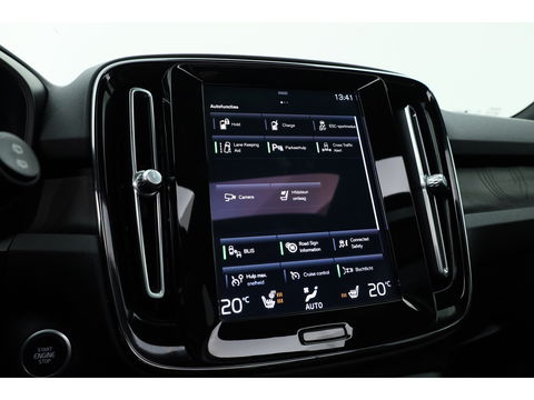 Volvo XC40 1.5 T5 Plug-in hybrid Ultimate Dark | Facelift | Pano | Trekhaak | 360 camera | ACC | Blis | H&K audio |