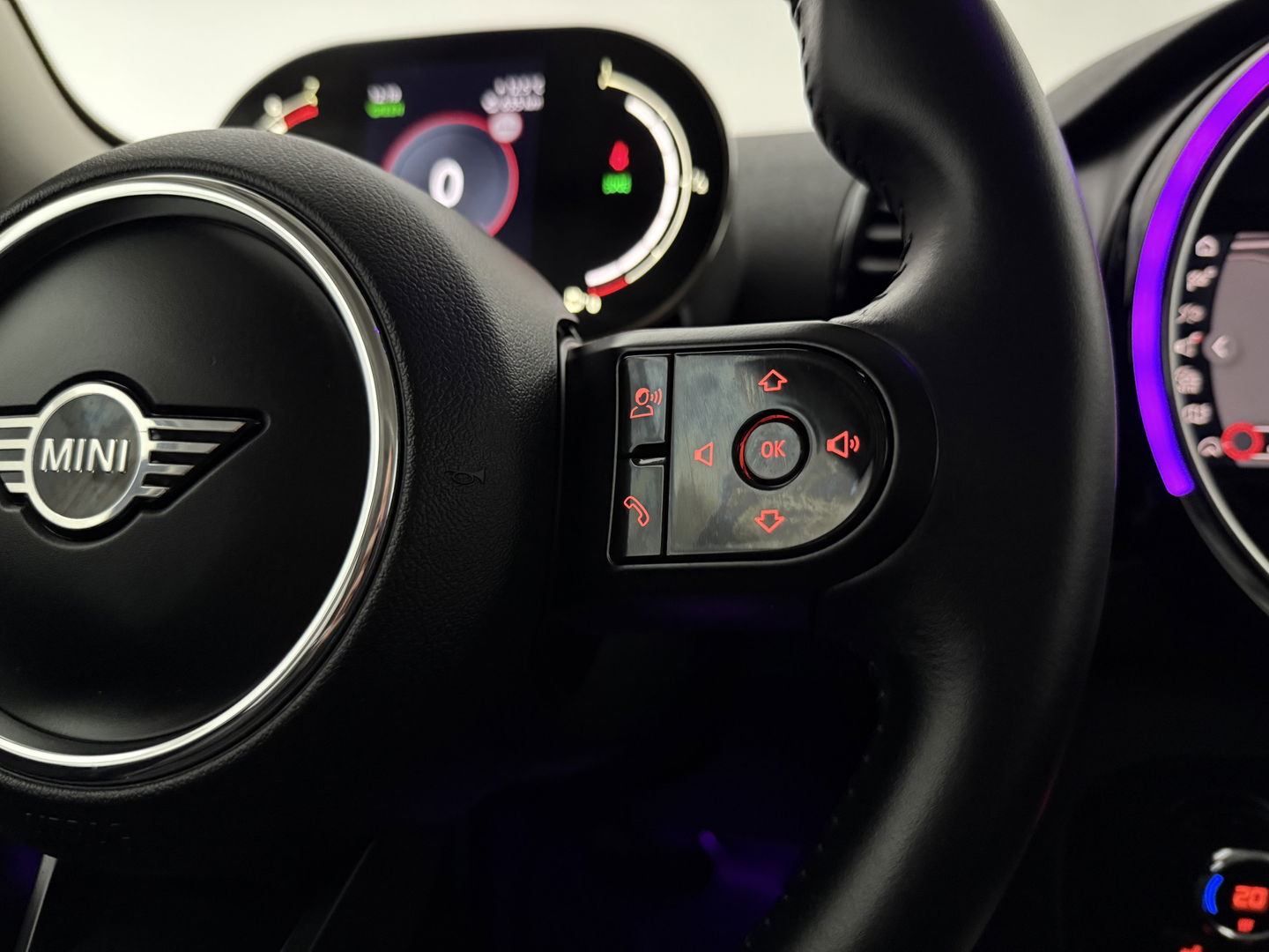 MINI Clubman 1.5 Cooper Classic | Virtual | Sfeerverl. | Camera | LED | Cruise | Navi | Stoelverw. | Parkeersens.