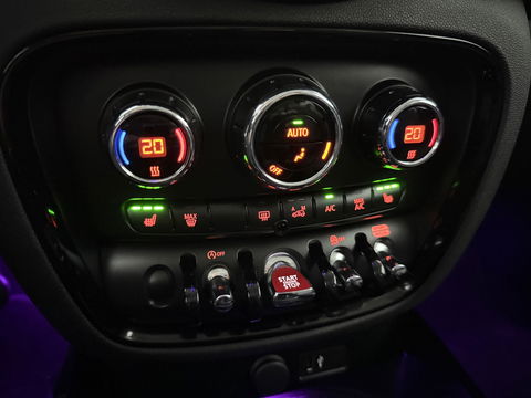 MINI Clubman 1.5 Cooper Classic | Virtual | Sfeerverl. | Camera | LED | Cruise | Navi | Stoelverw. | Parkeersens.