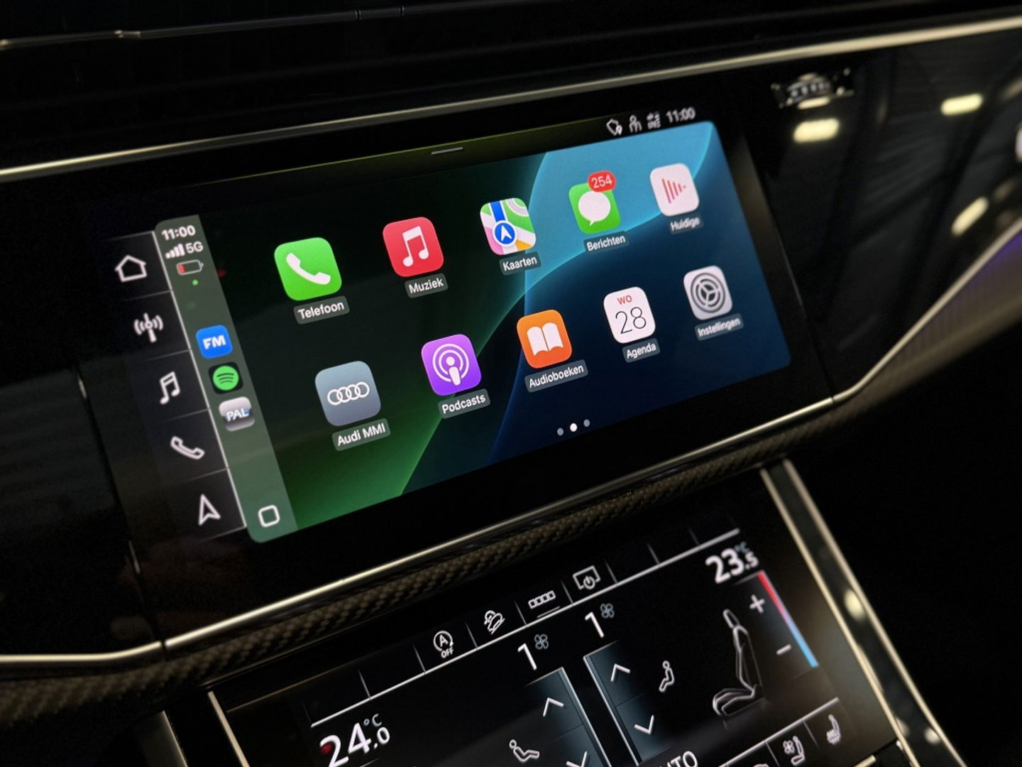 Audi Q8 4.0 TFSI V8T 601PK RS Q8 q. / carbon / ceramic brakes / B&O